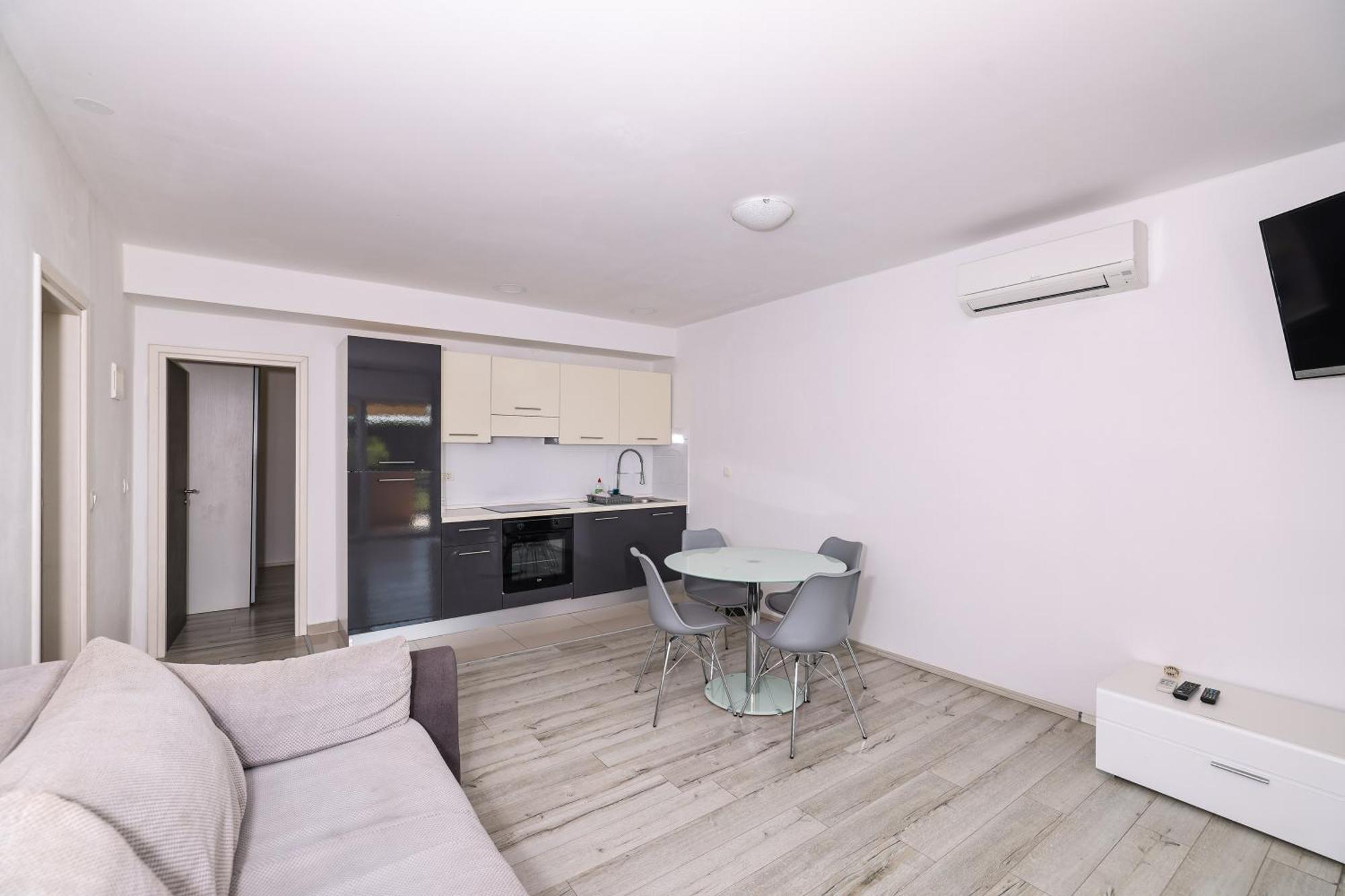 Apartments Becky On A Sandy Beach Without Crowd Sukošan 외부 사진